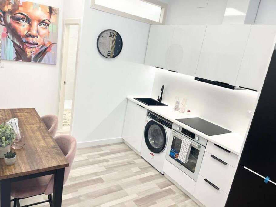 Pb Apartamento En Pleno Centro De Alcoy Bagian luar foto